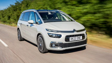 Citroen Grand C4 Spacetourer - front tracking