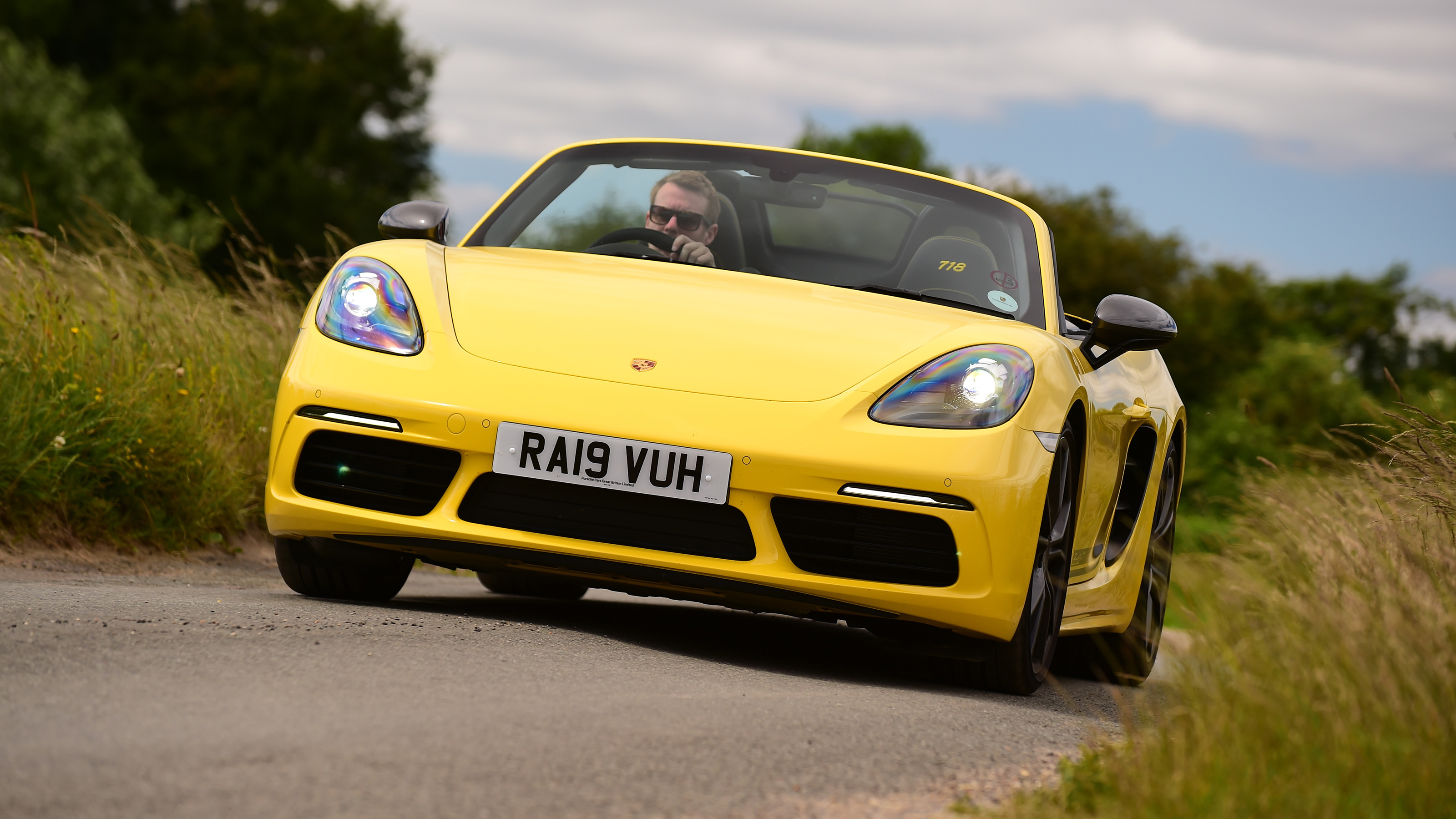 Porsche Boxster - front action