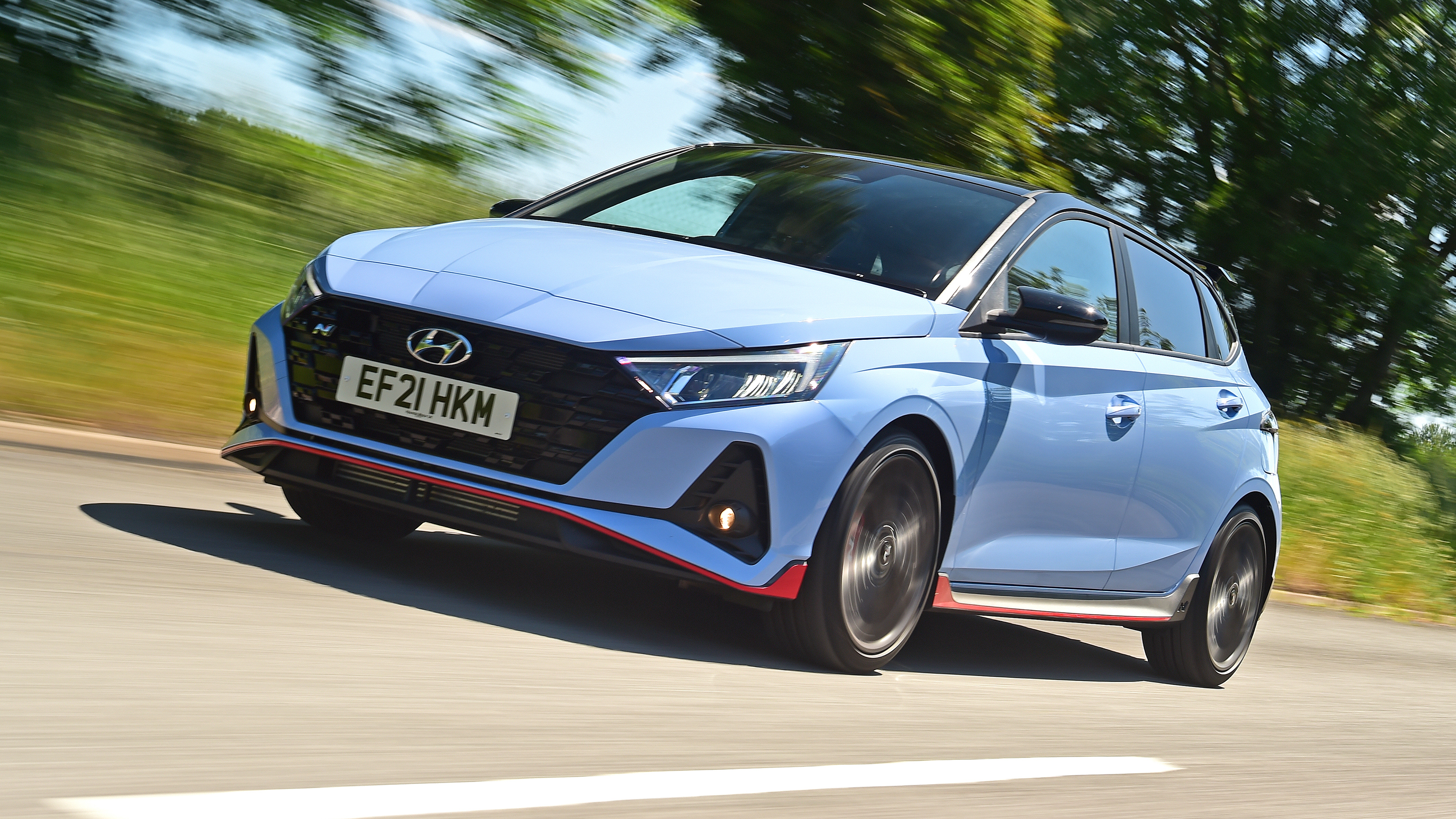 Hyundai i20 N - front tracking