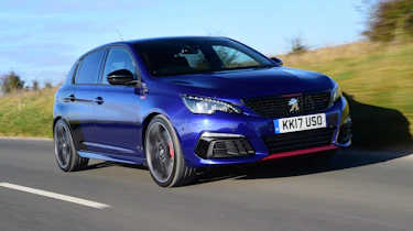 Peugeot 308 GTI - front tracking