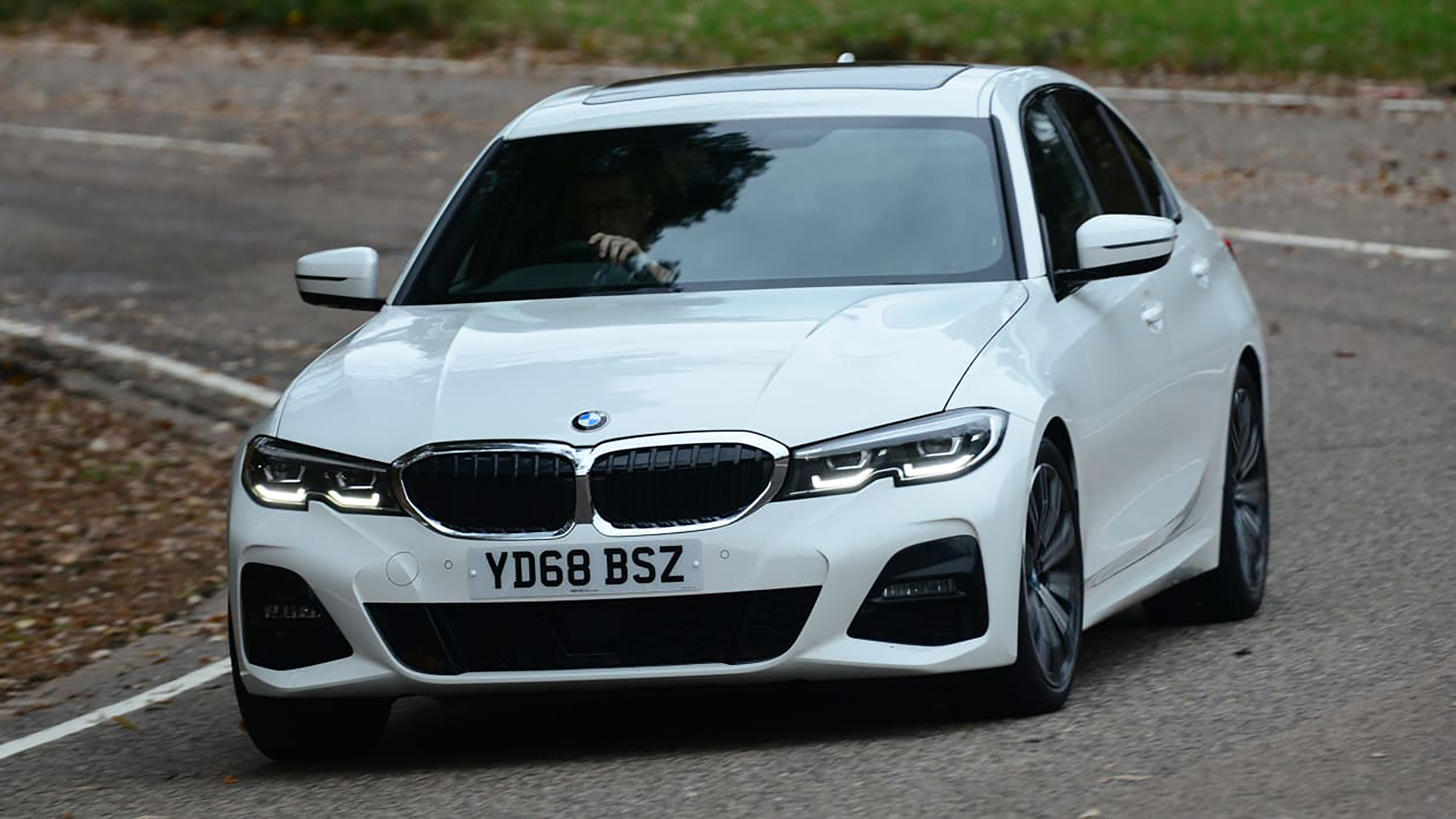 BMW 3 Series - front cornering