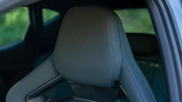 New Cupra Leon VZ - headrests