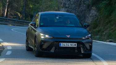 New Cupra Leon VZ - front cornering