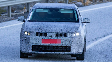 Dacia C-Neo - front end