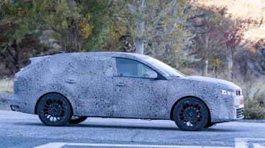 Dacia C-Neo - side profile