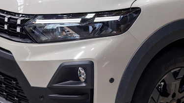 Dacia Jogger facelift - front light