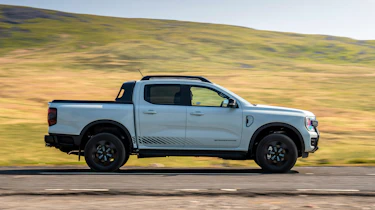 Ford Ranger - side