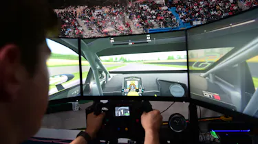 Sim racing rig