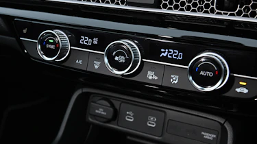 Honda Civic - climate control knobs