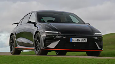 Hyundai Ioniq 6 N - front action