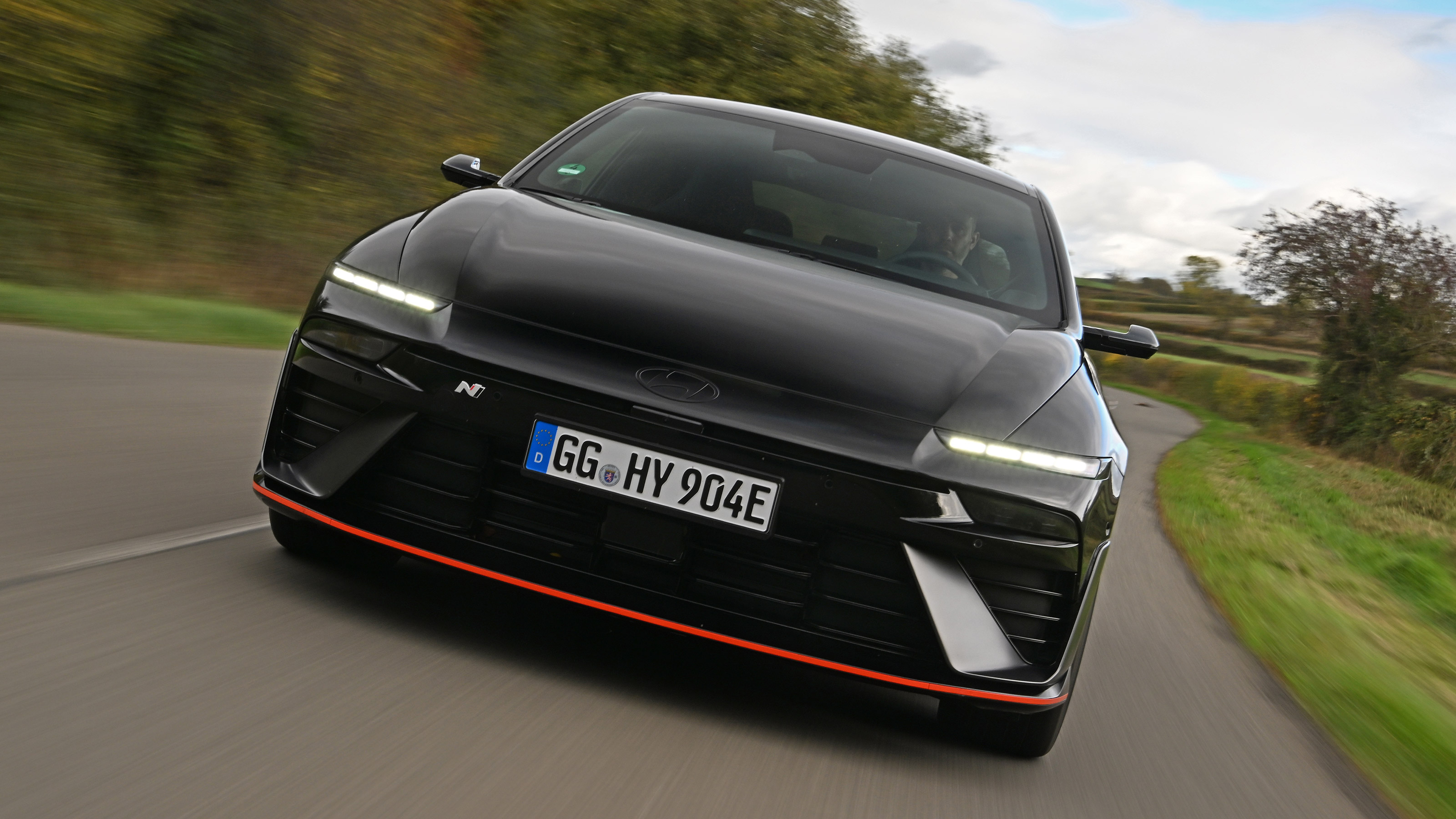 Hyundai Ioniq 6 N - full front