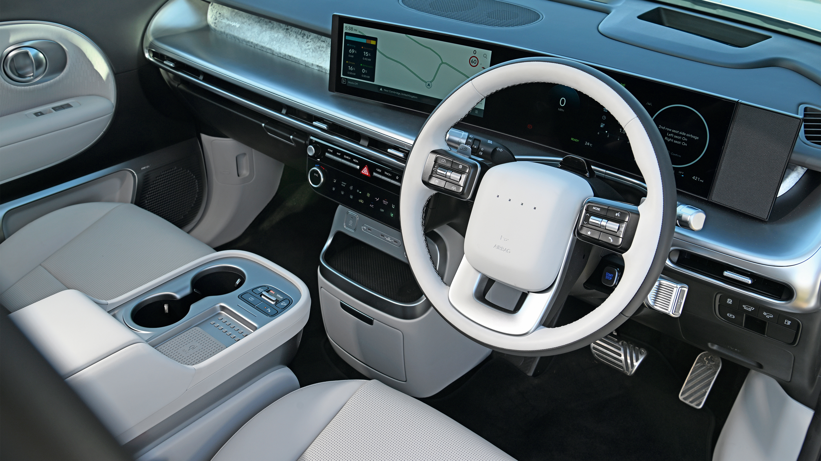 Hyundai Ioniq 9 - dashboard