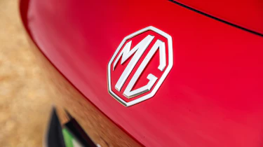 MGS6 EV - front logo