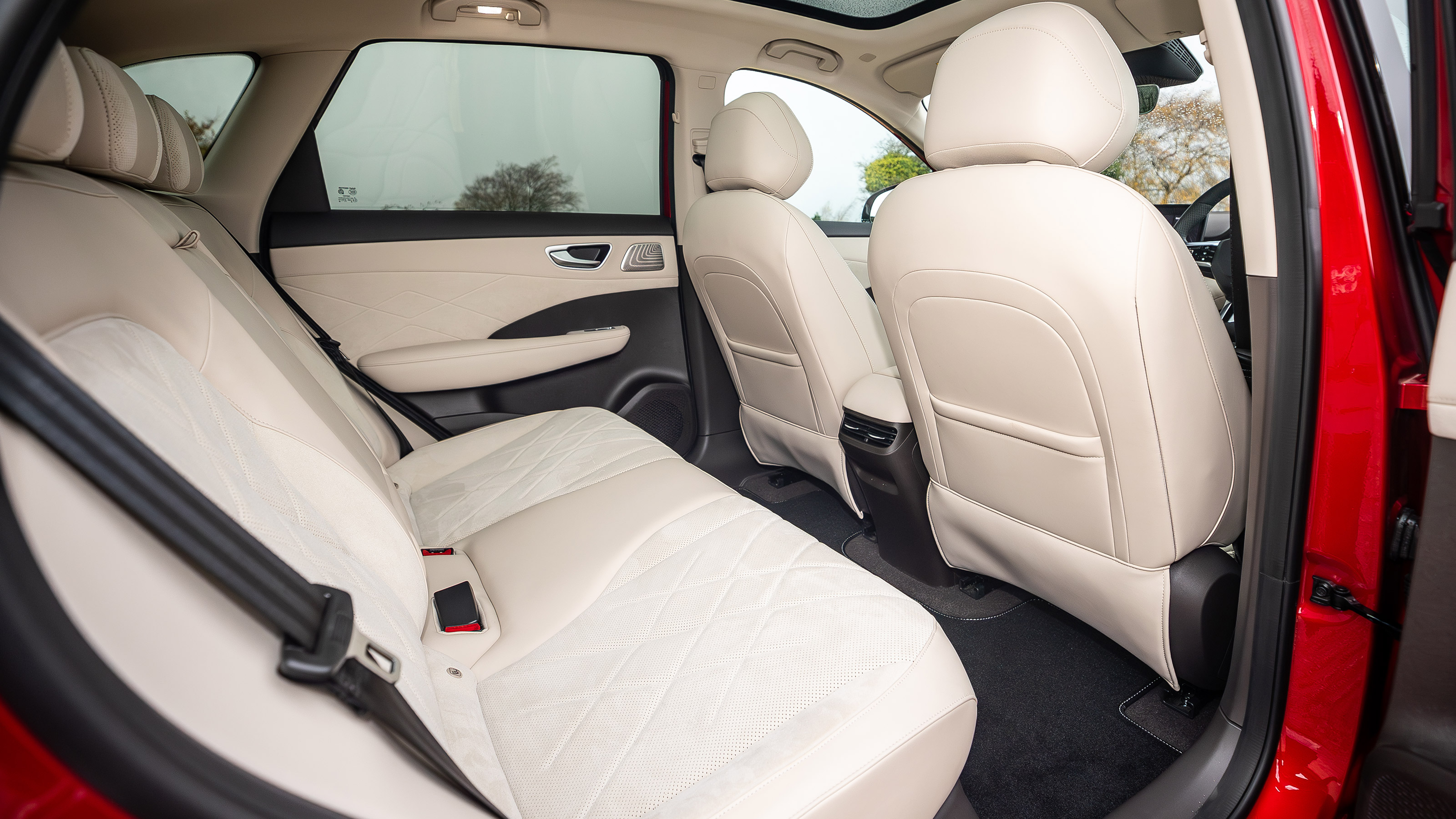 MGS6 EV - seats