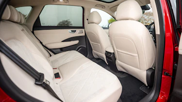 MGS6 EV - seats