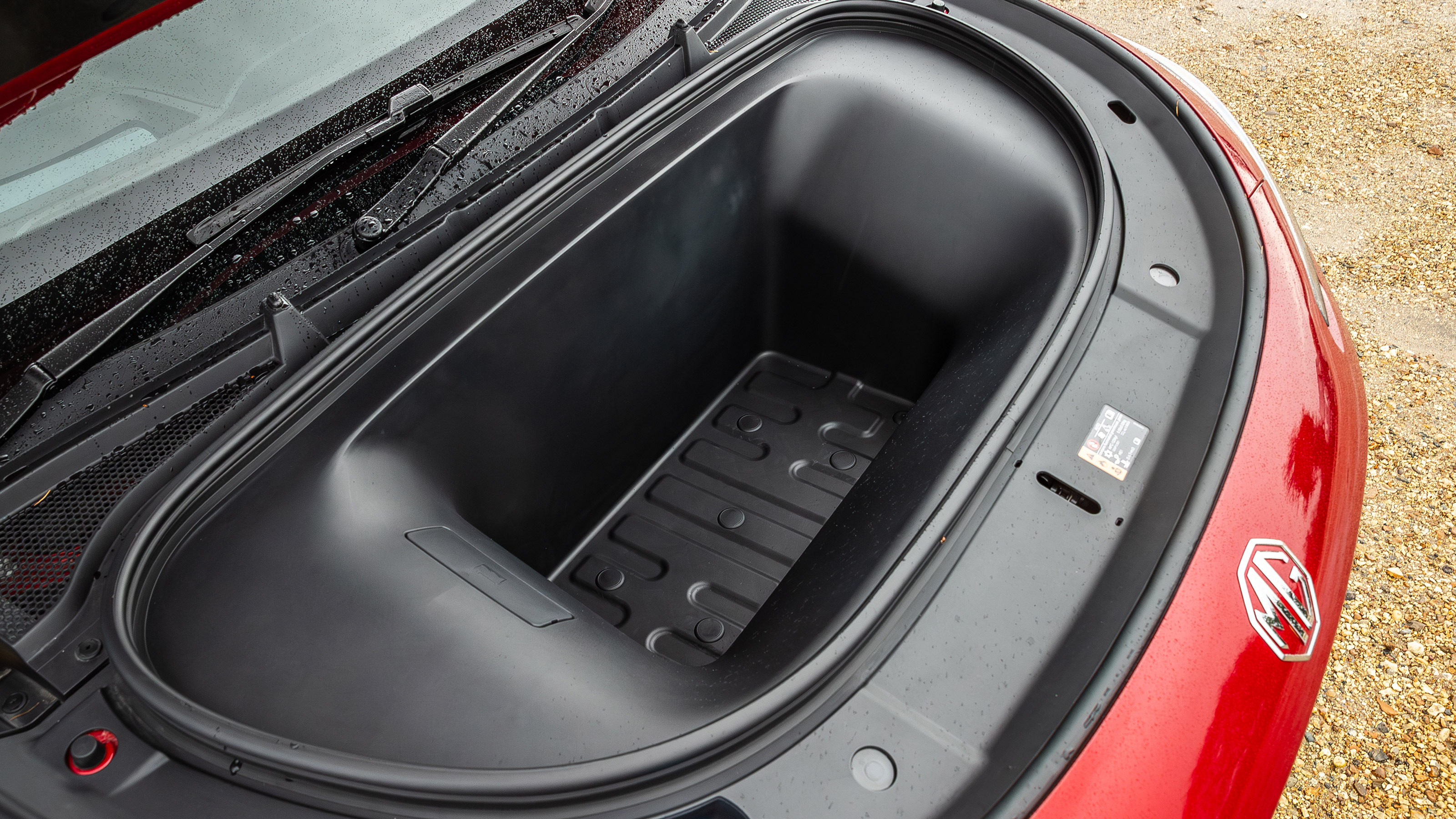 MGS6 EV - front boot