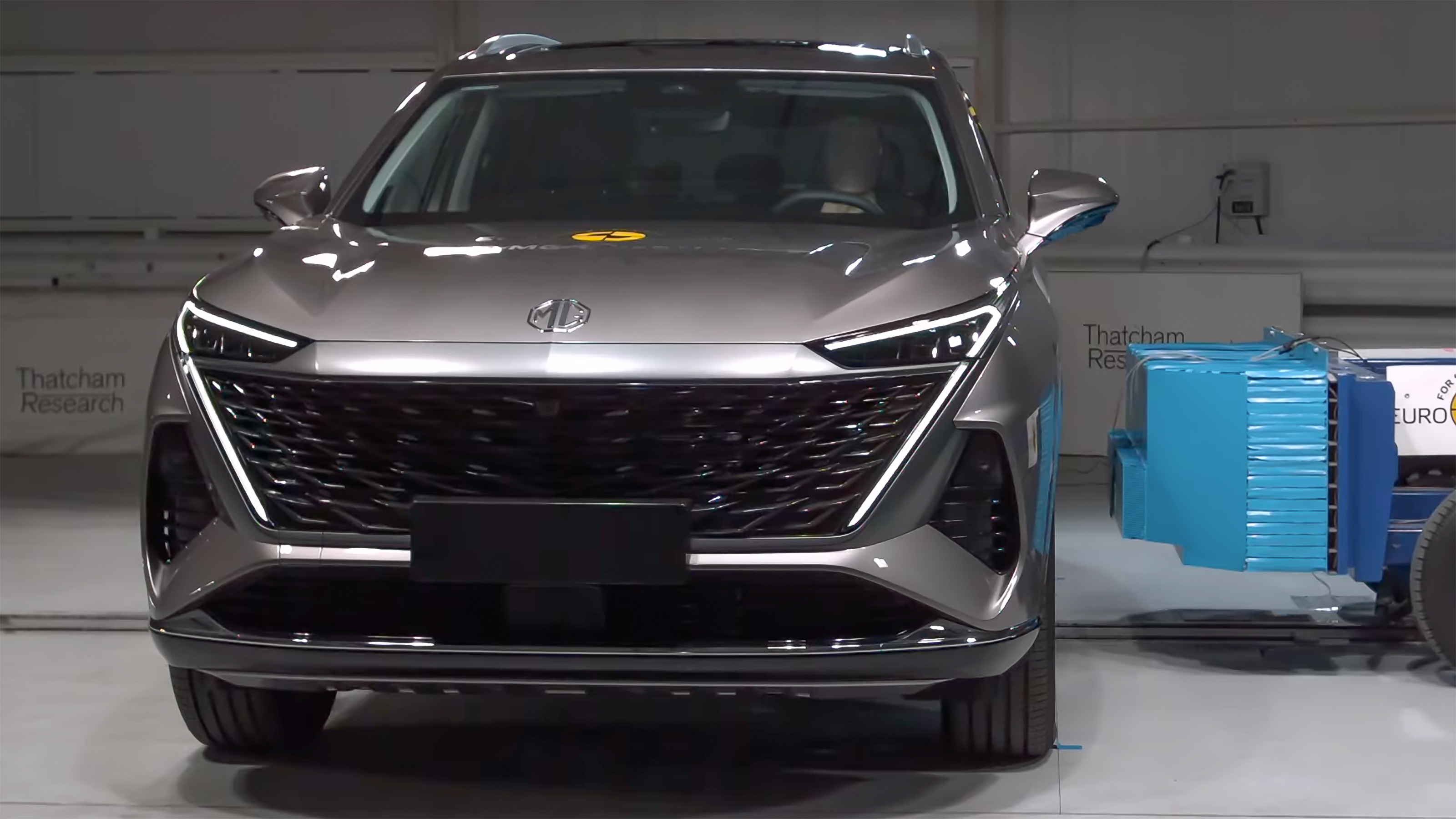 MGS9 PHEV Euro NCAP test vehicle - front