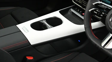 Mercedes CLA - centre console