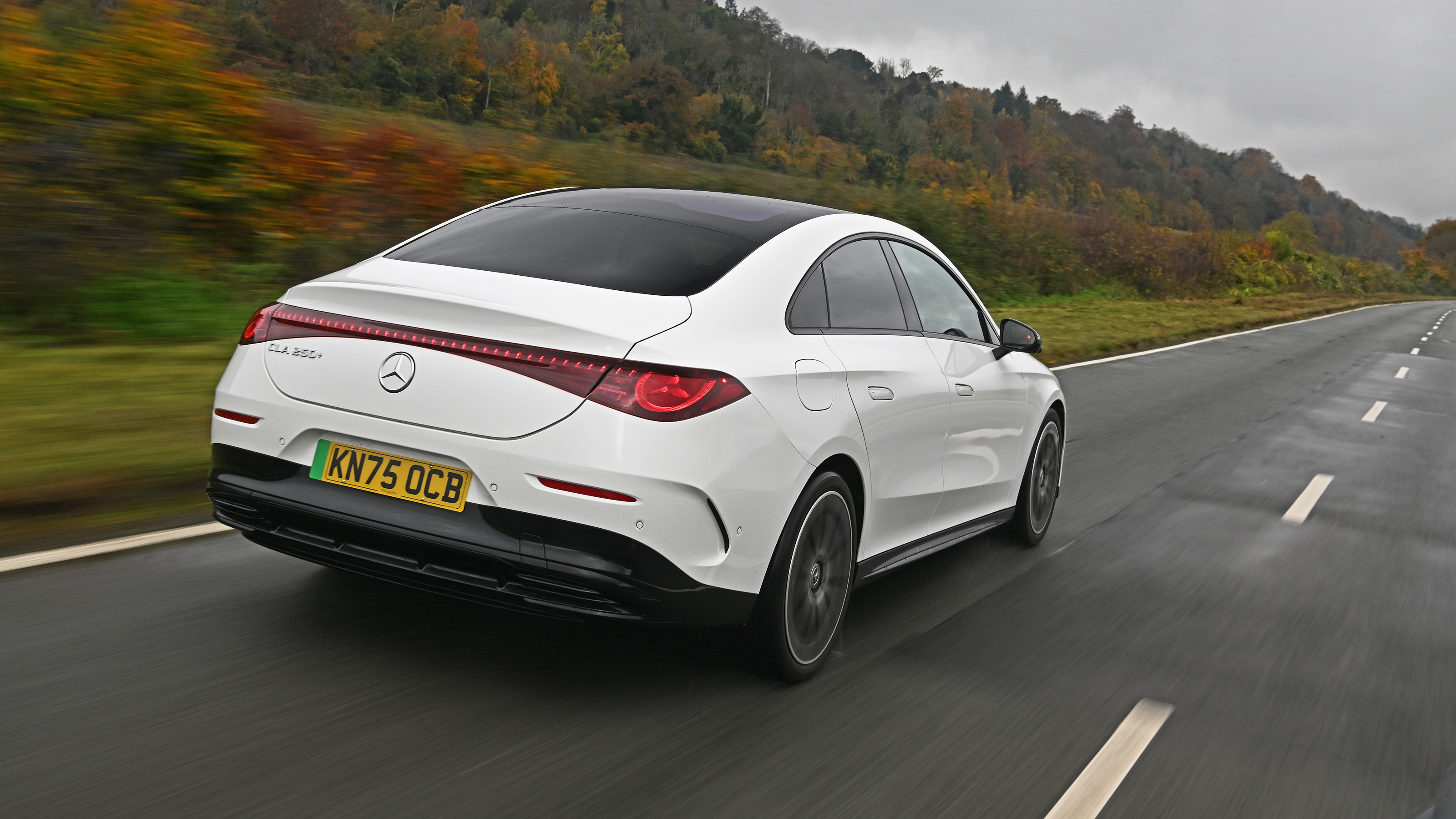 Mercedes CLA - rear tracking