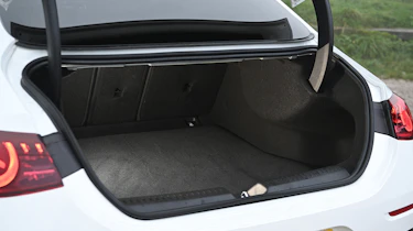 Mercedes CLA - boot