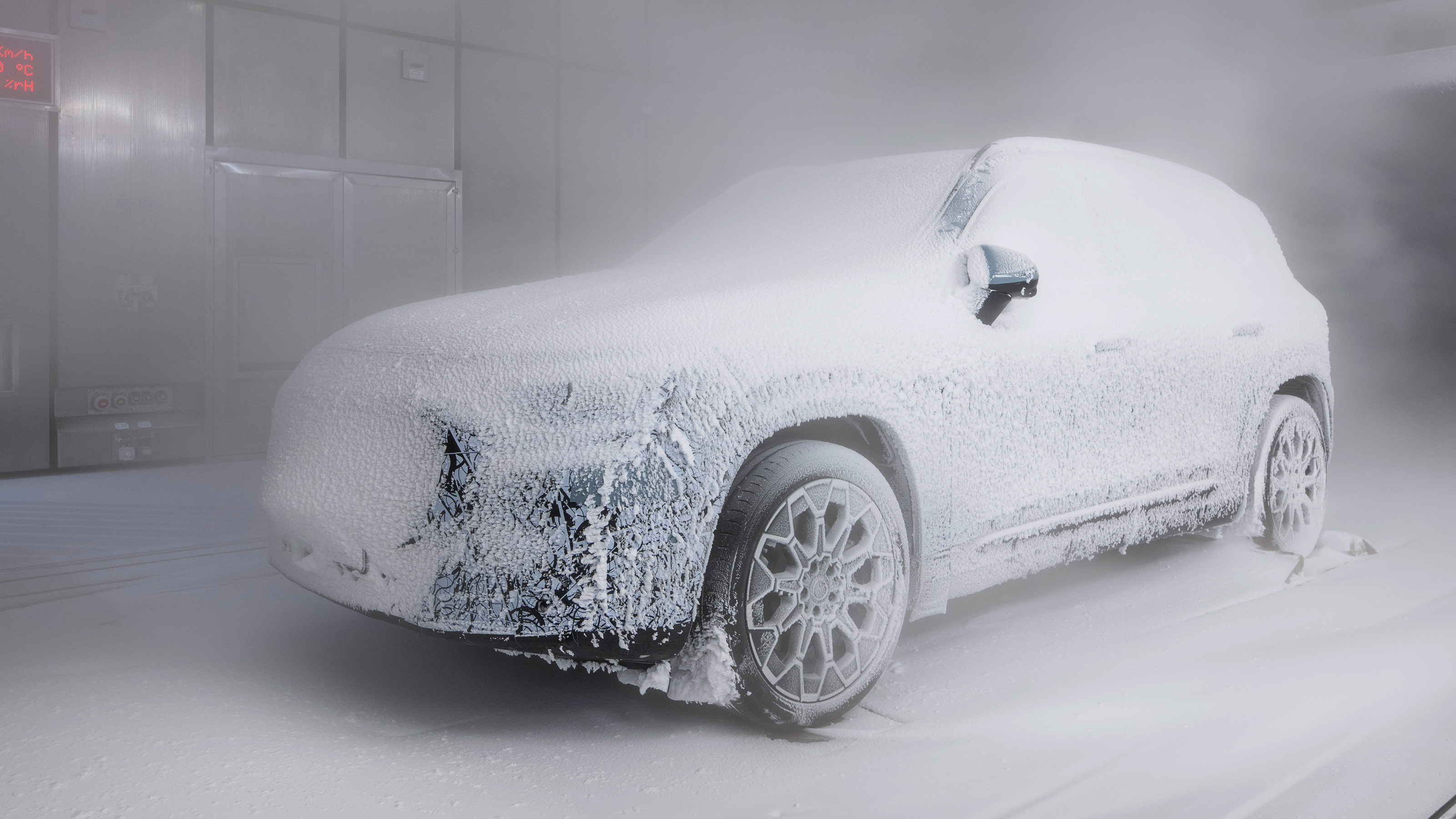 Mercedes GLB - front teaser