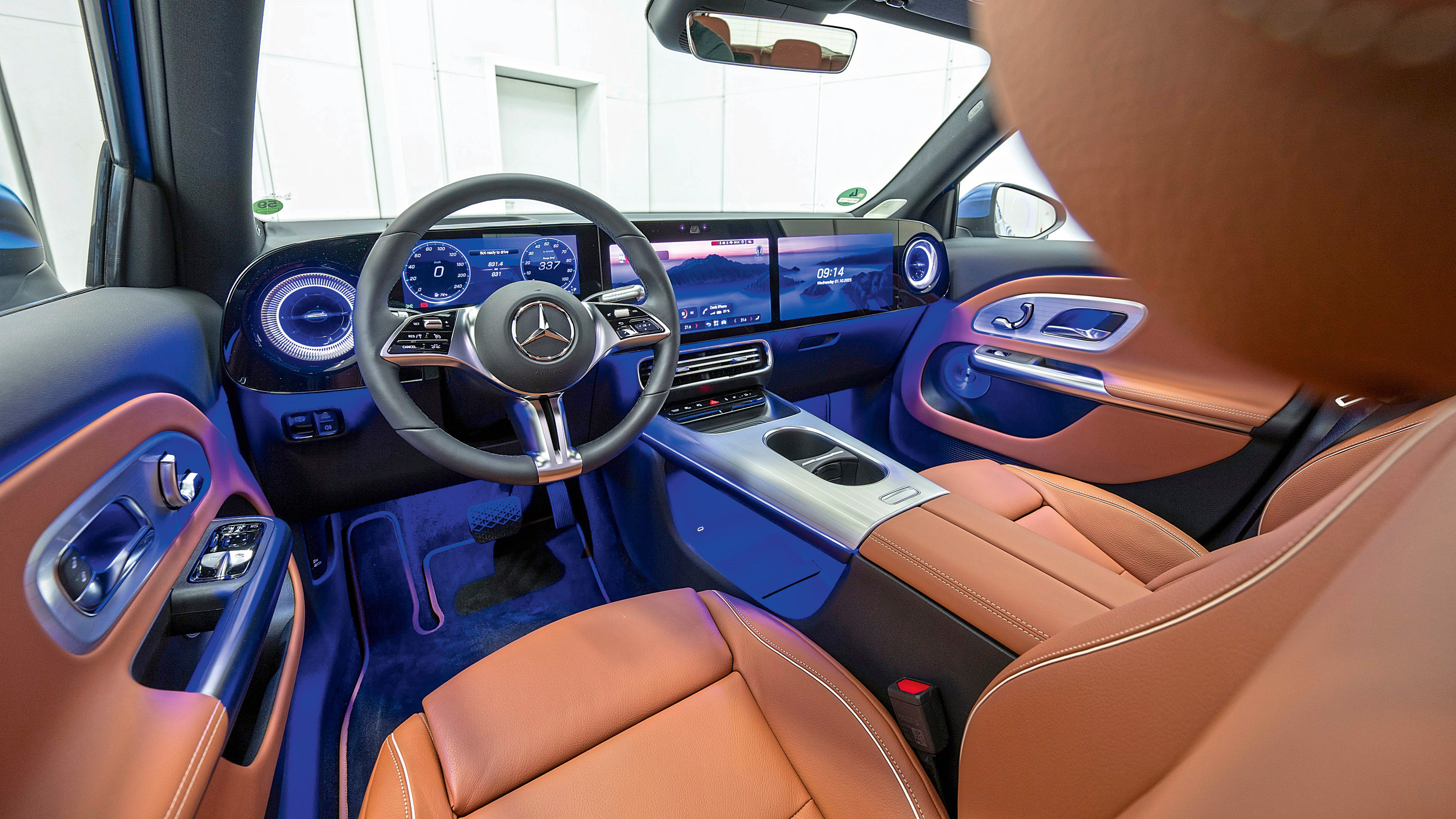 Mercedes GLB - cabin
