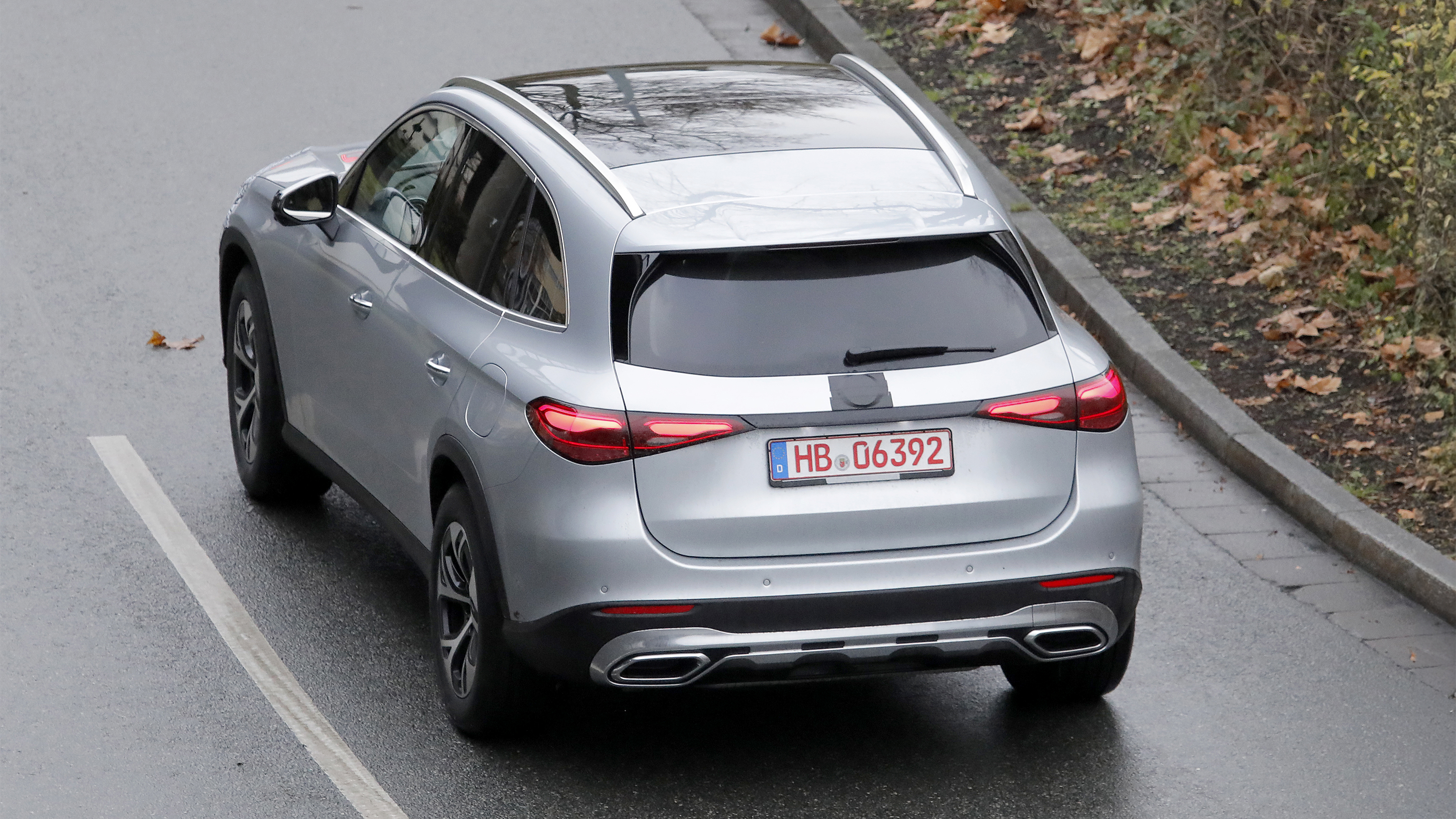 Mercedes GLC facelift - silver rear end