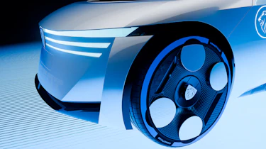 Peugeot Polygon concept - front light