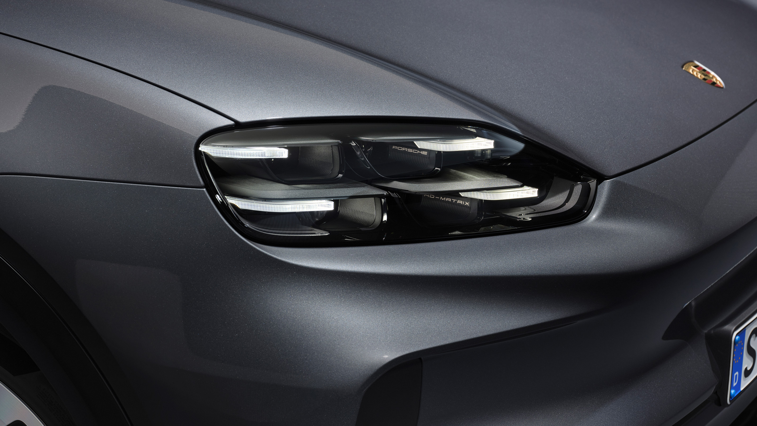 Porsche Cayenne Electric - front light
