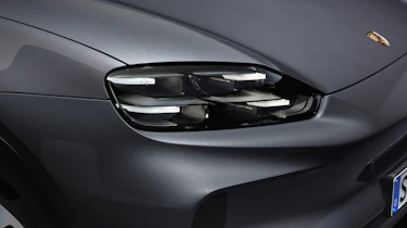 Porsche Cayenne Electric - front light