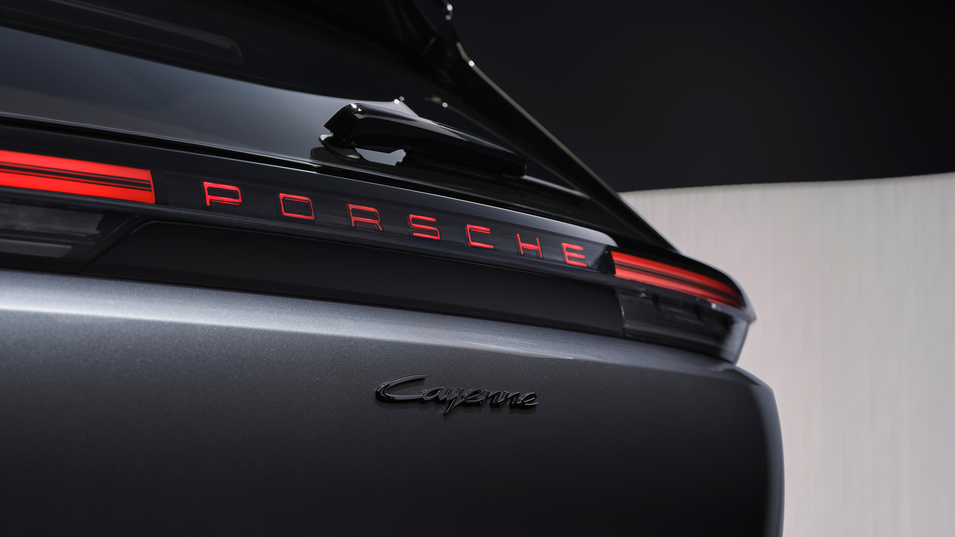 Porsche Cayenne Electric - rear detail