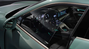 Porsche Cayenne Electric Turbo - interior