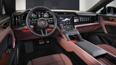 Porsche Cayenne Electric - dash