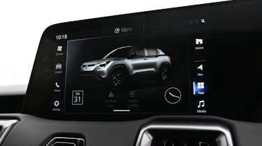 Suzuki e Vitara - infotainment