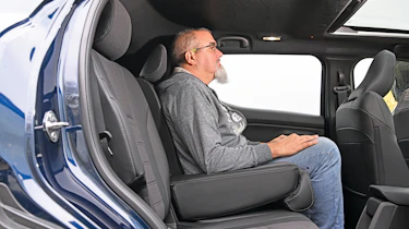 Suzuki e Vitara - rear seats