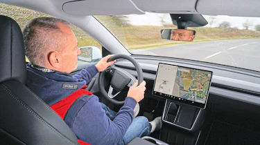 New Tesla Model Y Standard - interior, car being driven by Holger Preiss from Auto Bild