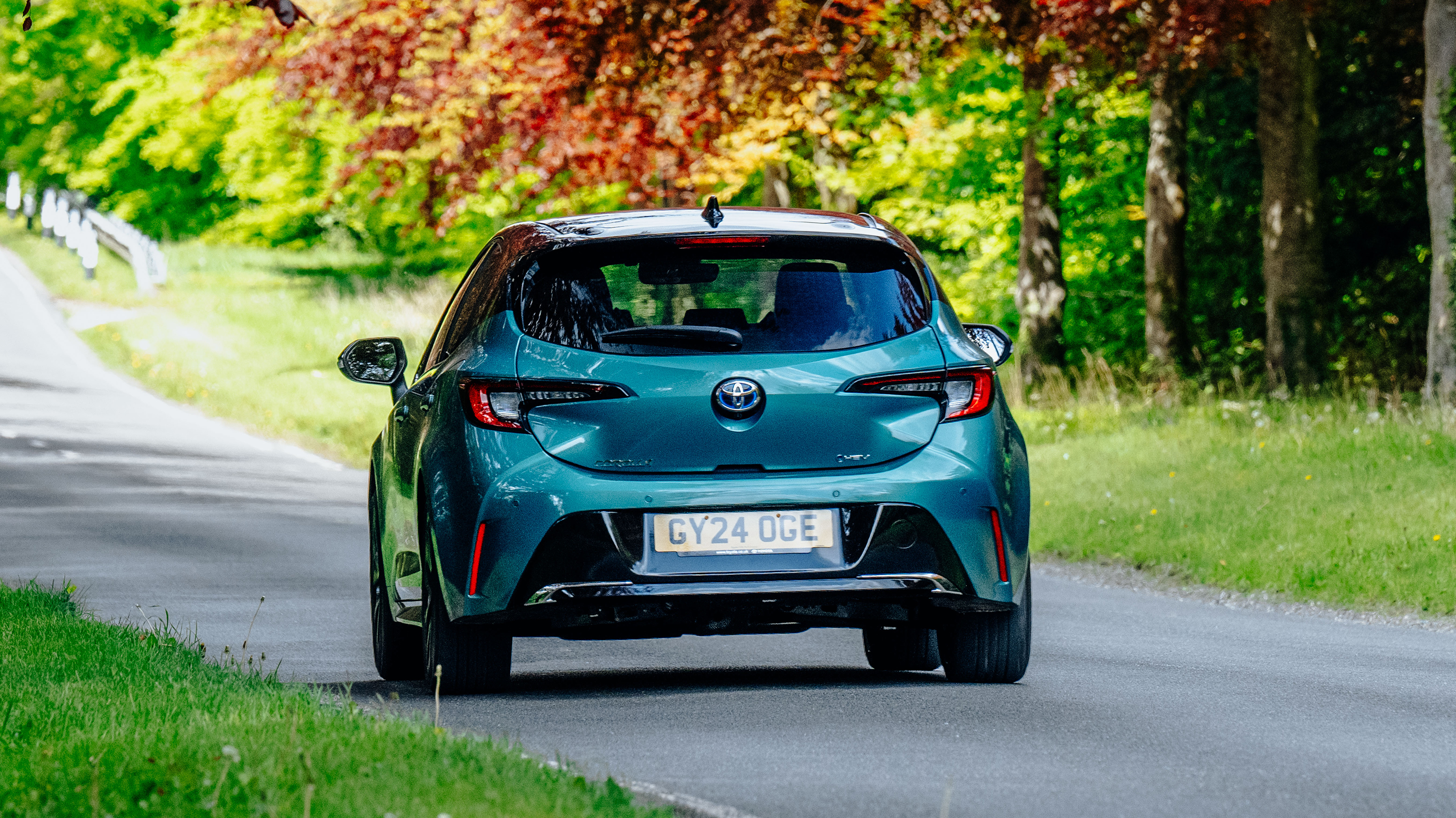 Toyota Corolla Excel in the UK - rear dynamic 