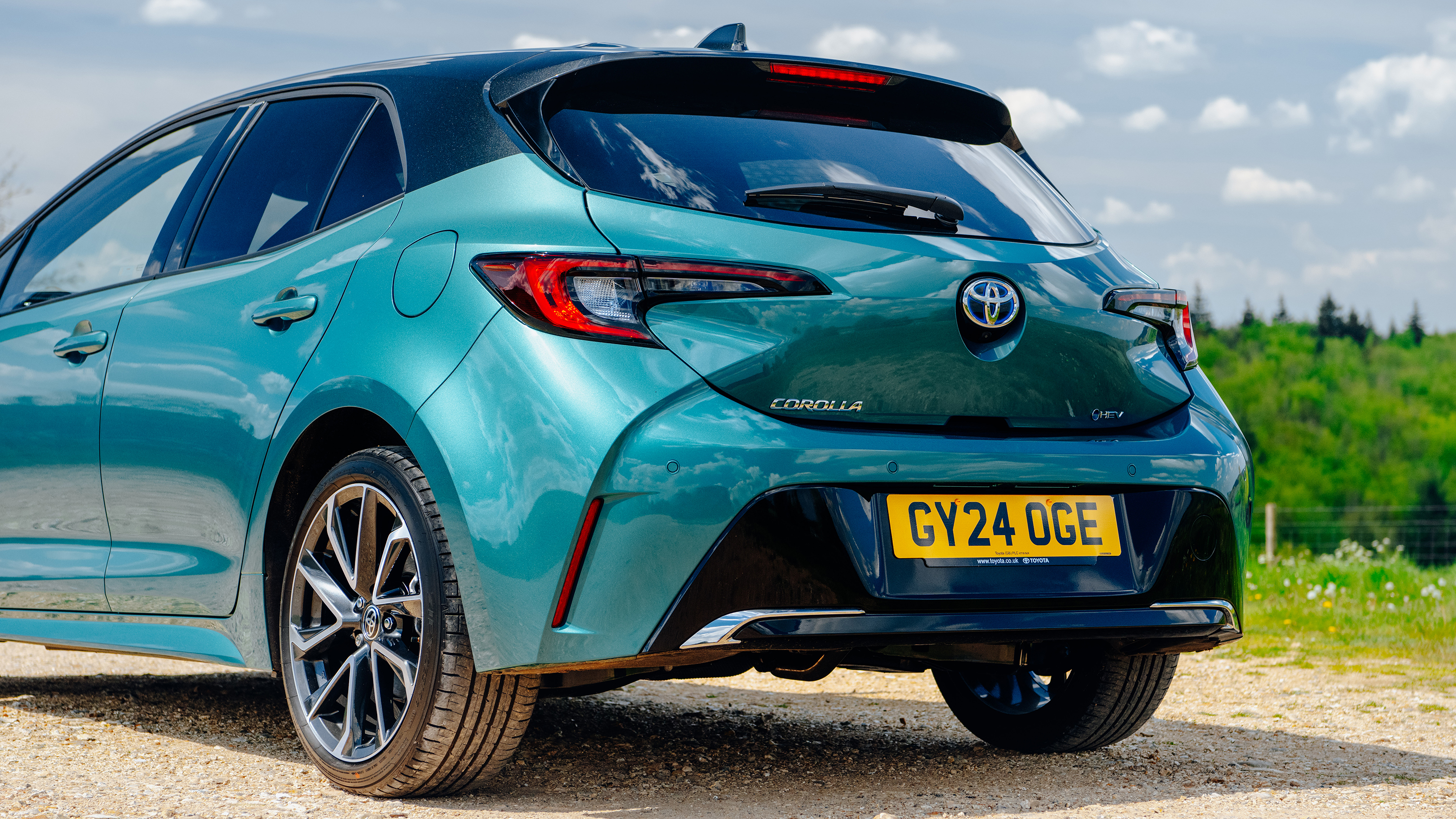 Toyota Corolla Excel in the UK - rear static 