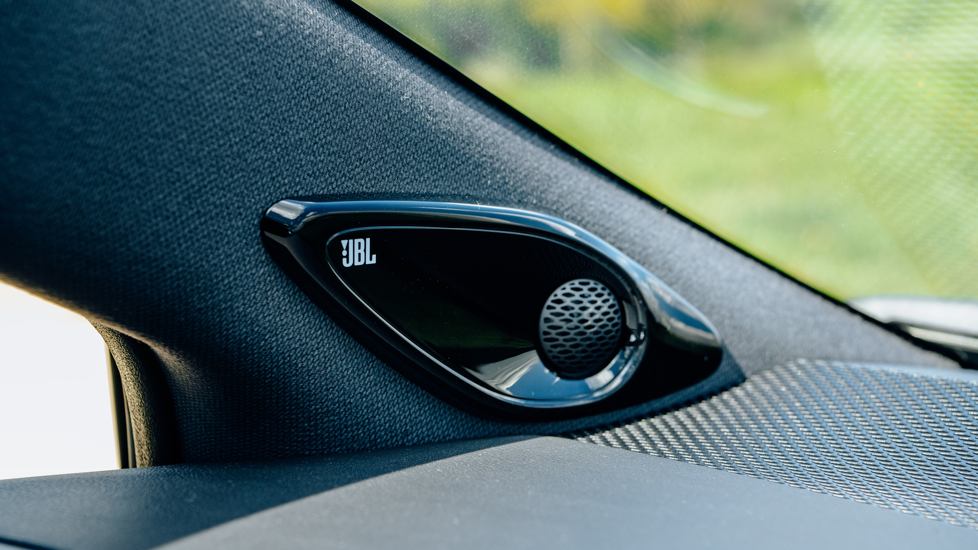 Toyota Corolla Excel in the UK - JBL speaker