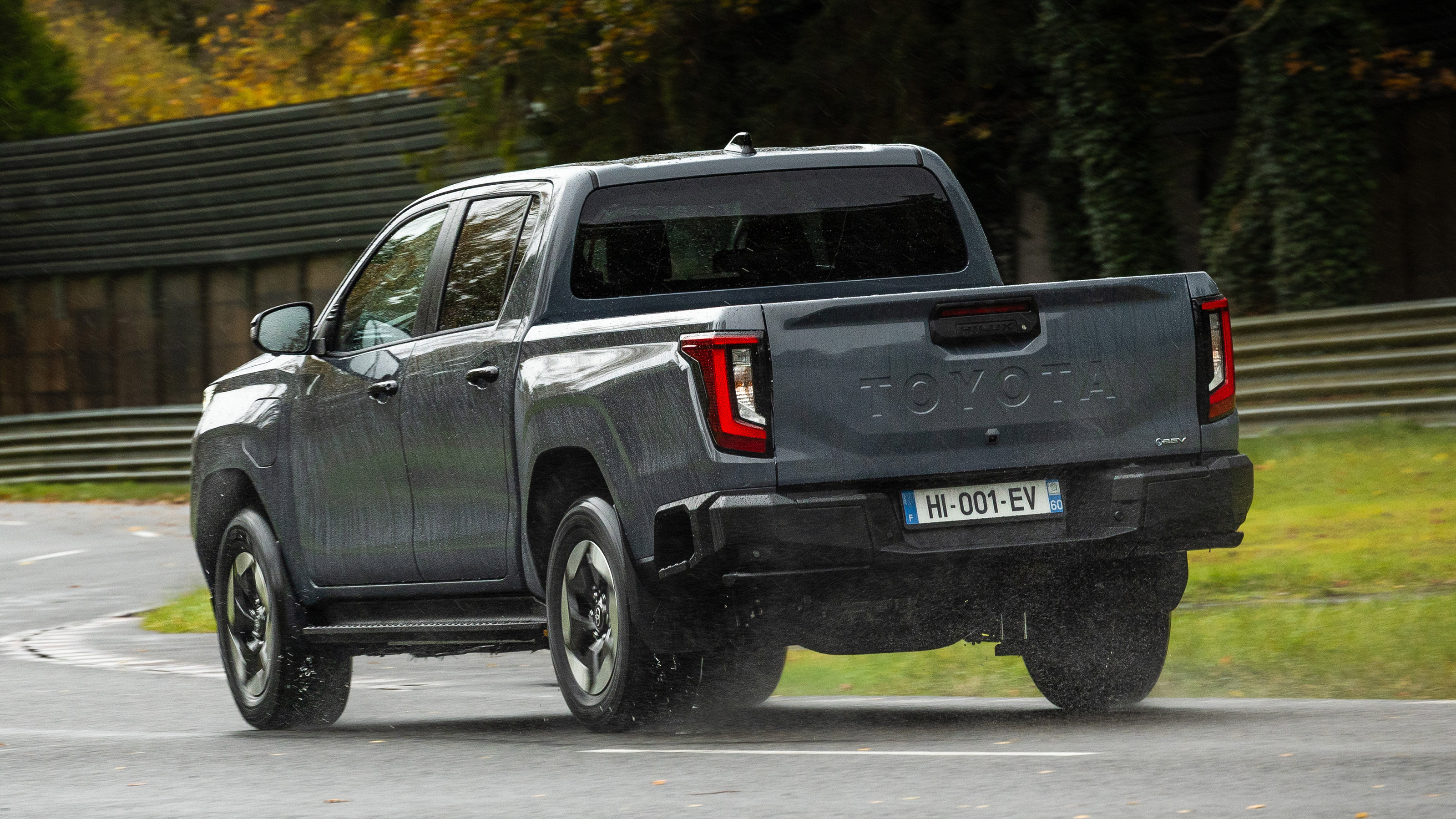 Toyota Hilux - rear