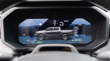 Toyota Hilux - dials