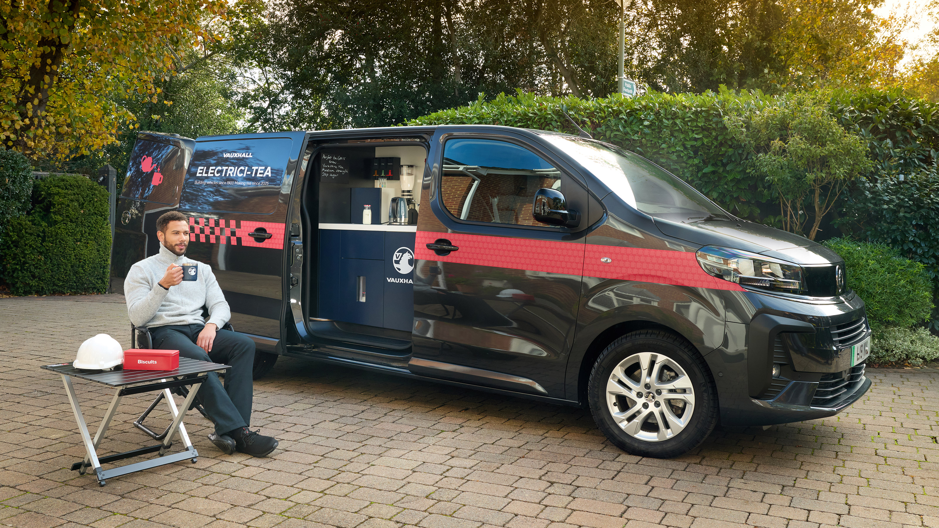 Vauxhall Vivaro Electrici-Tea - front