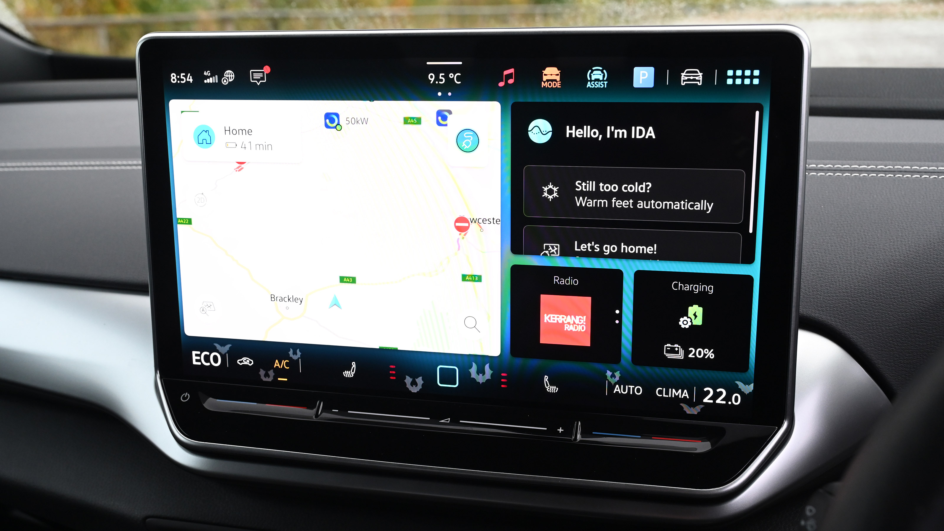 Volkswagen ID.5 Pro Black Edition - screen