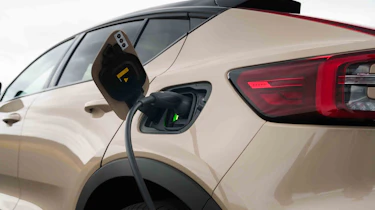 Volvo EC40 - charging