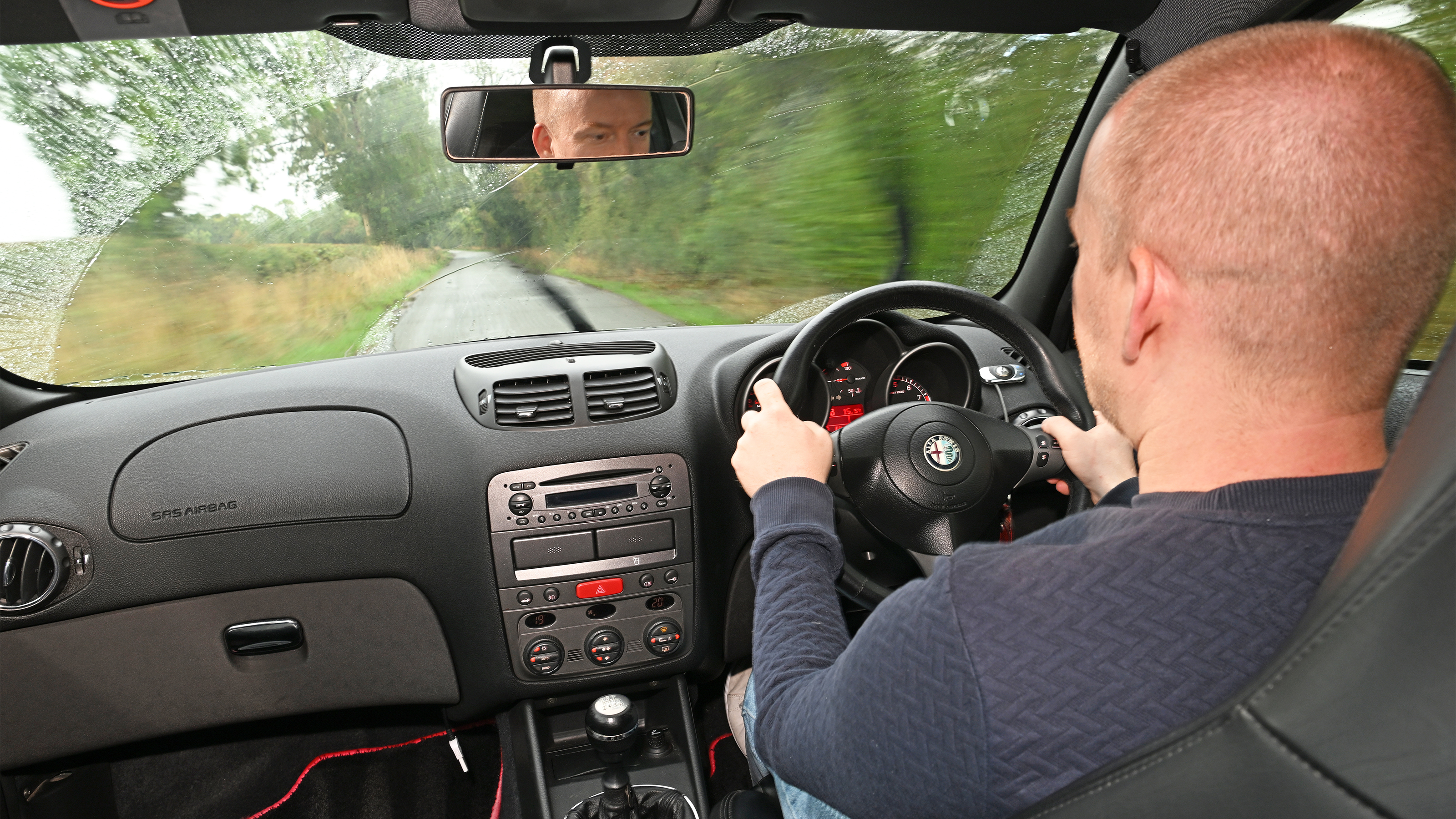 Alfa Romeo 147 GTA - driving