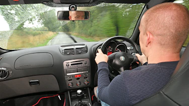 Alfa Romeo 147 GTA - driving
