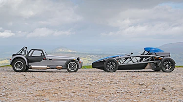 Ariel Atom vs Caterham Seven - head-to-head