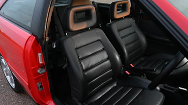 Audi S2 Coupe - front interior