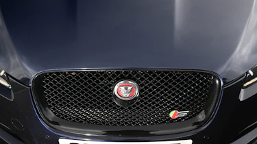 Jaguar XF grille