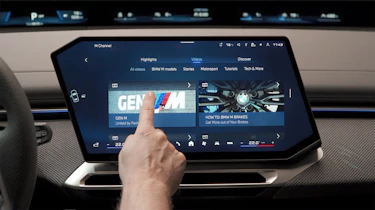 BMW M digital experience - opperating